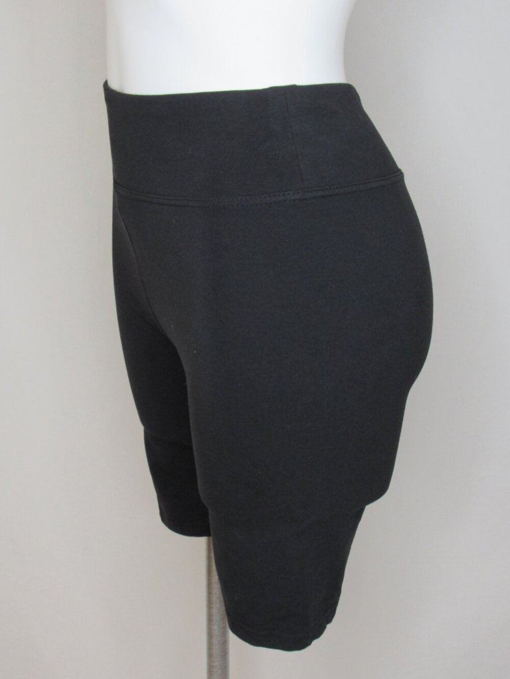 C & C California Black Stretch Bike Shorts 9" Women's S Small - Picture 2 of 8